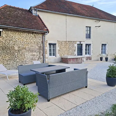 Holiday home L'oree D'antan *